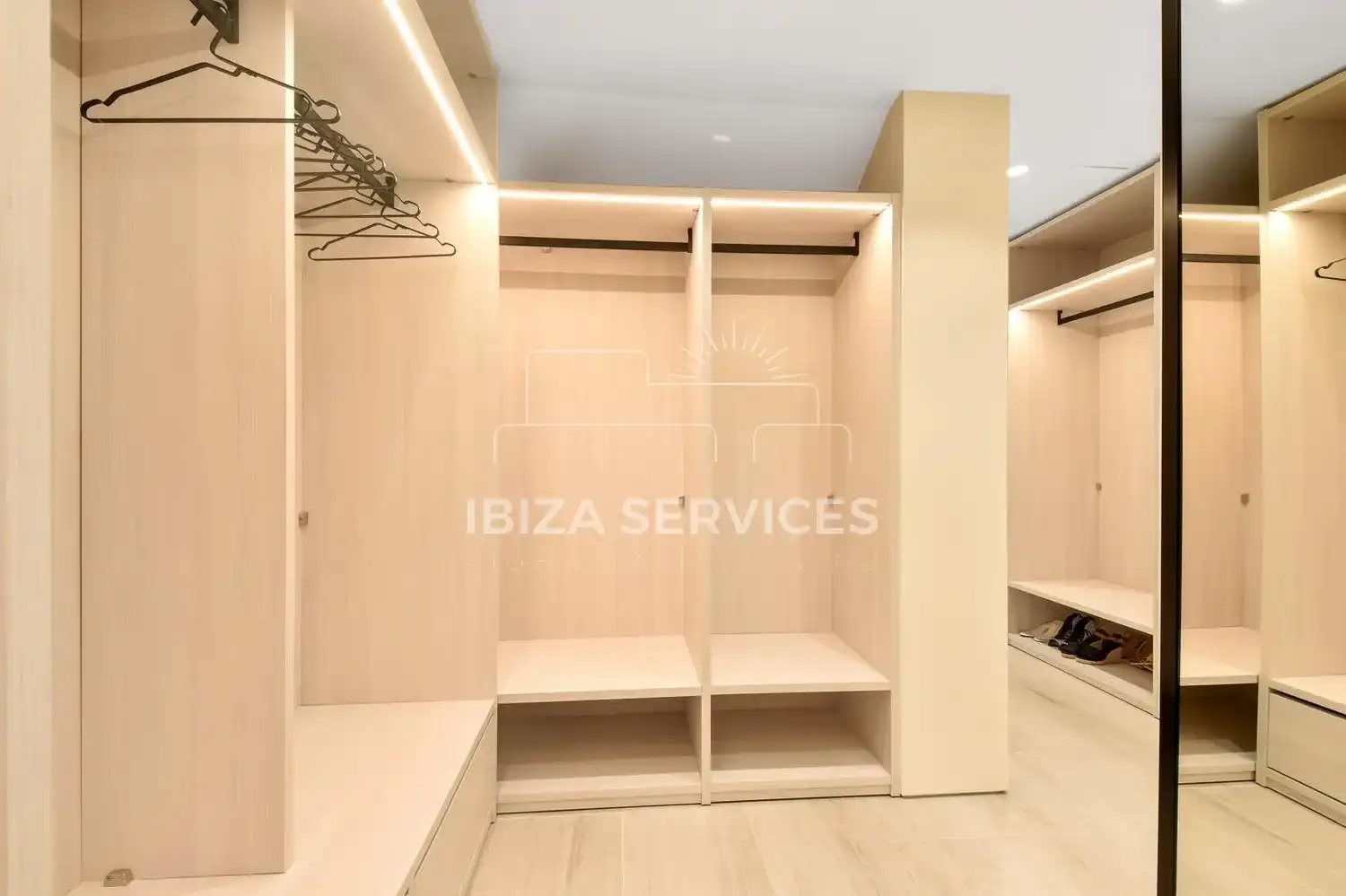 Casa o xalet en venda en Santa Eulària des Riu amb Aire condicionat, Jardí privat i Piscina