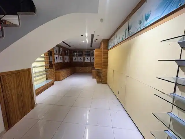Local comercial de lloguer a Centro, imagen 2
