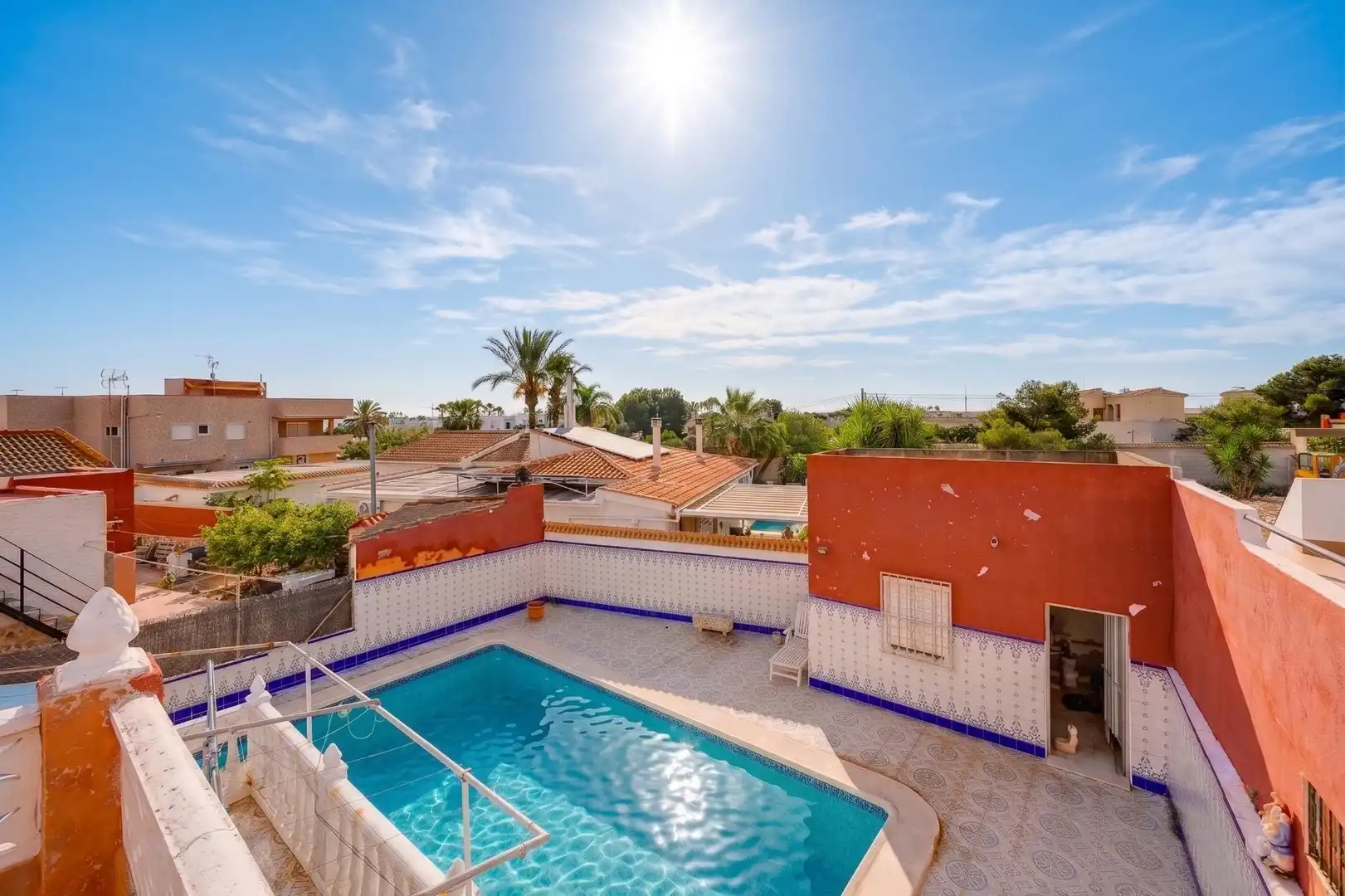 Piscina de Casa adosada en venda en Orihuela amb Aire condicionat, Jardí privat i Terrassa