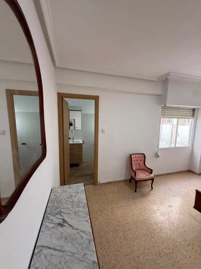 Flat for sale in Villena  with Storage room