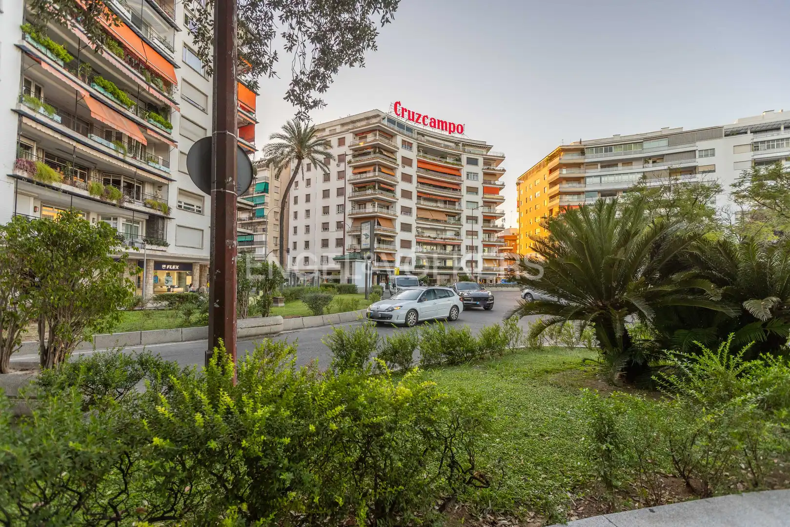 Exterior view of Flat for sale in Sevilla  with Air Conditioner, Heating and Terrace