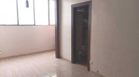 Foto 3 de Planta baja en venta en La Gavarra, Cornellà de Llobregat