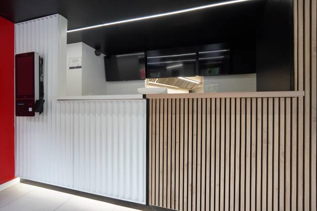 Local comercial en Alquiler en Fontaneda