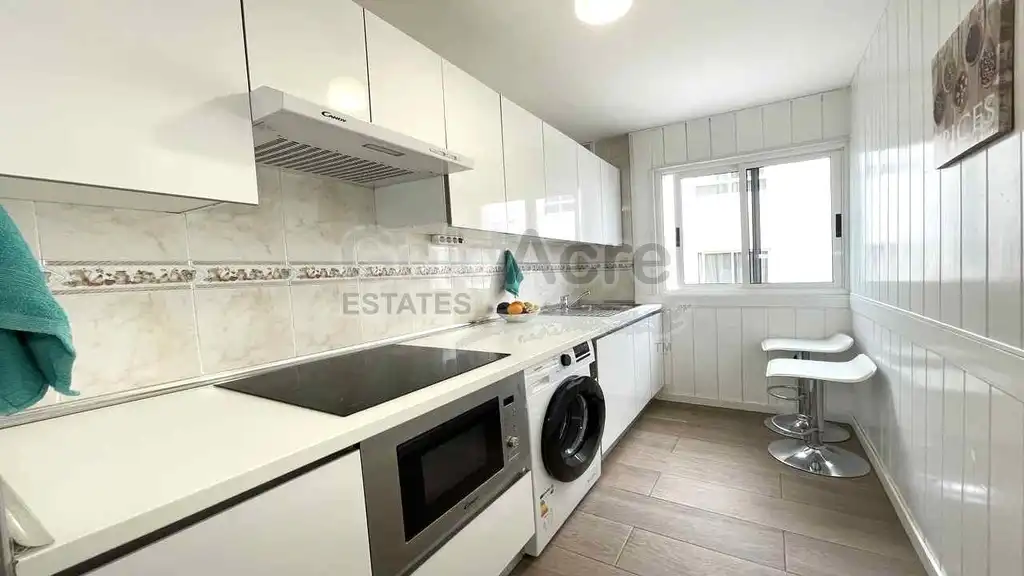 Kitchen of Apartments for sale in La Oliva