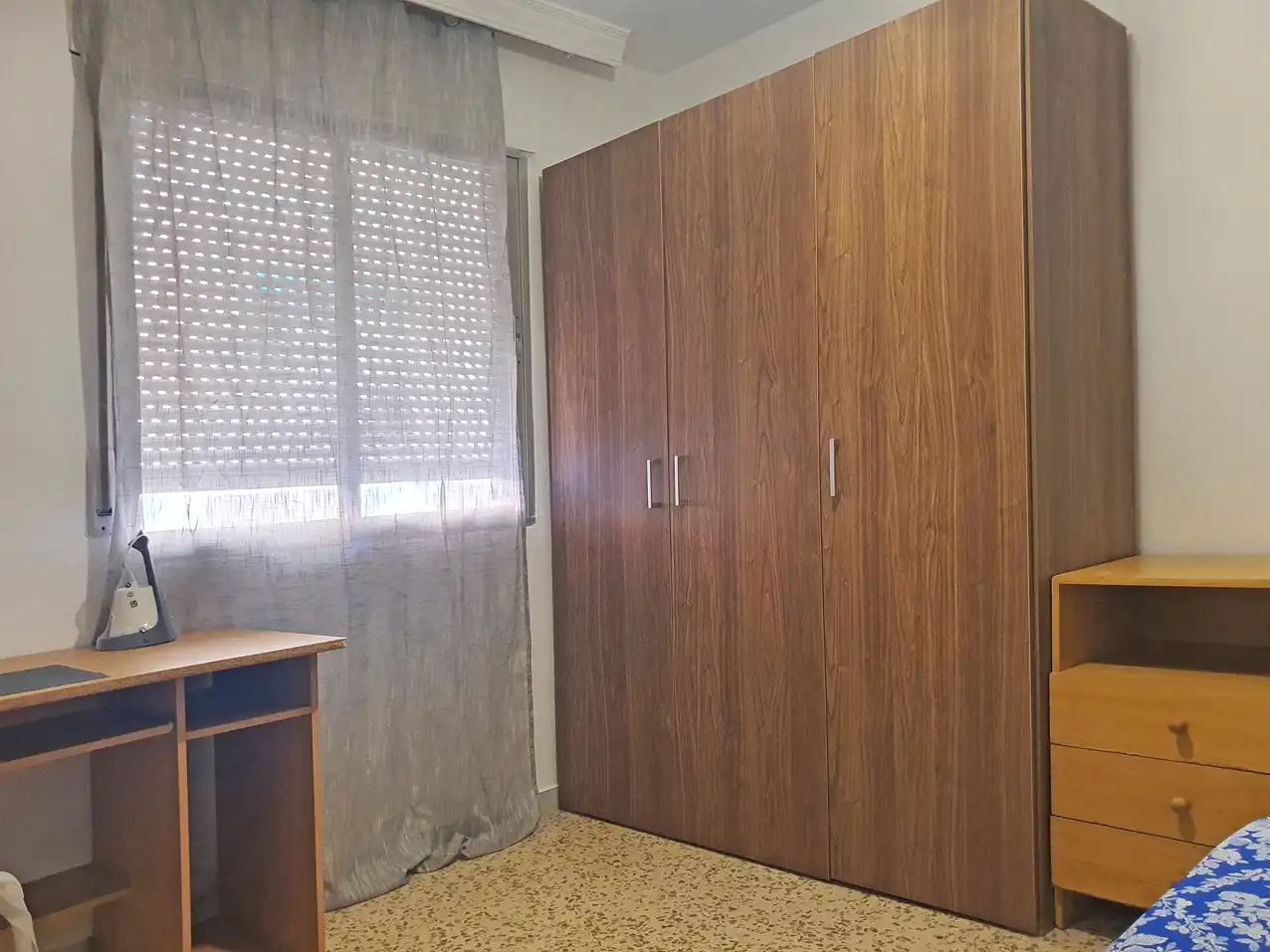 Zimmer in Calle de Alozaina, Santa Cristina - San Rafael