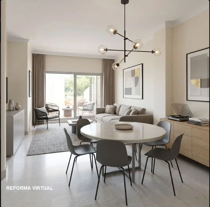 Menjador de Apartament en venda en Marbella amb Jardí privat i Piscina comunitària