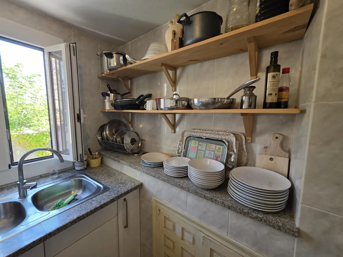 Cocina de Finca rústica en venta en Darnius con Calefacción, Jardín privado y Terraza