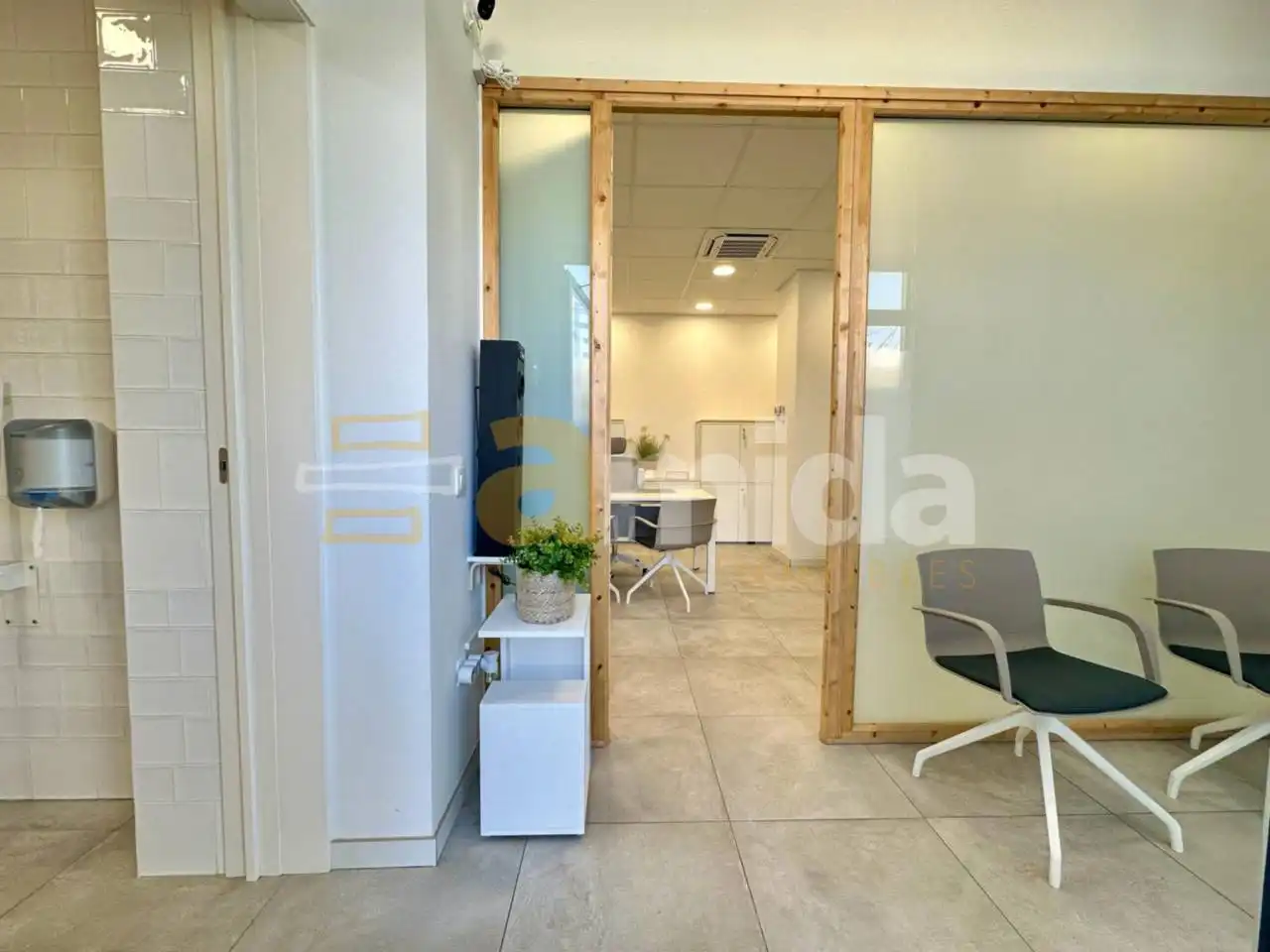 Local de alquiler en Sabadell con Aire acondicionado
