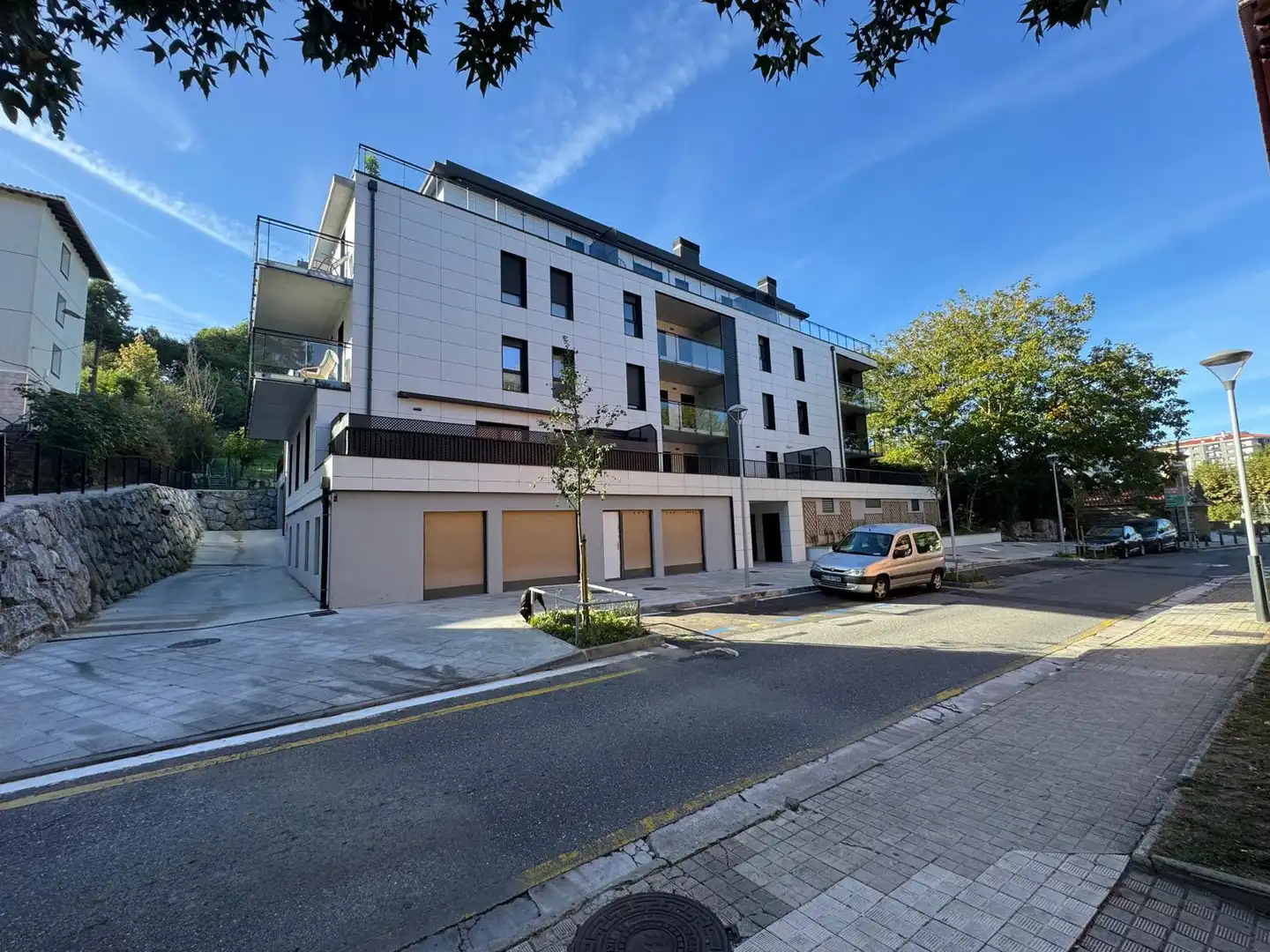 Garaje en venta en Irun , Gipuzkoa