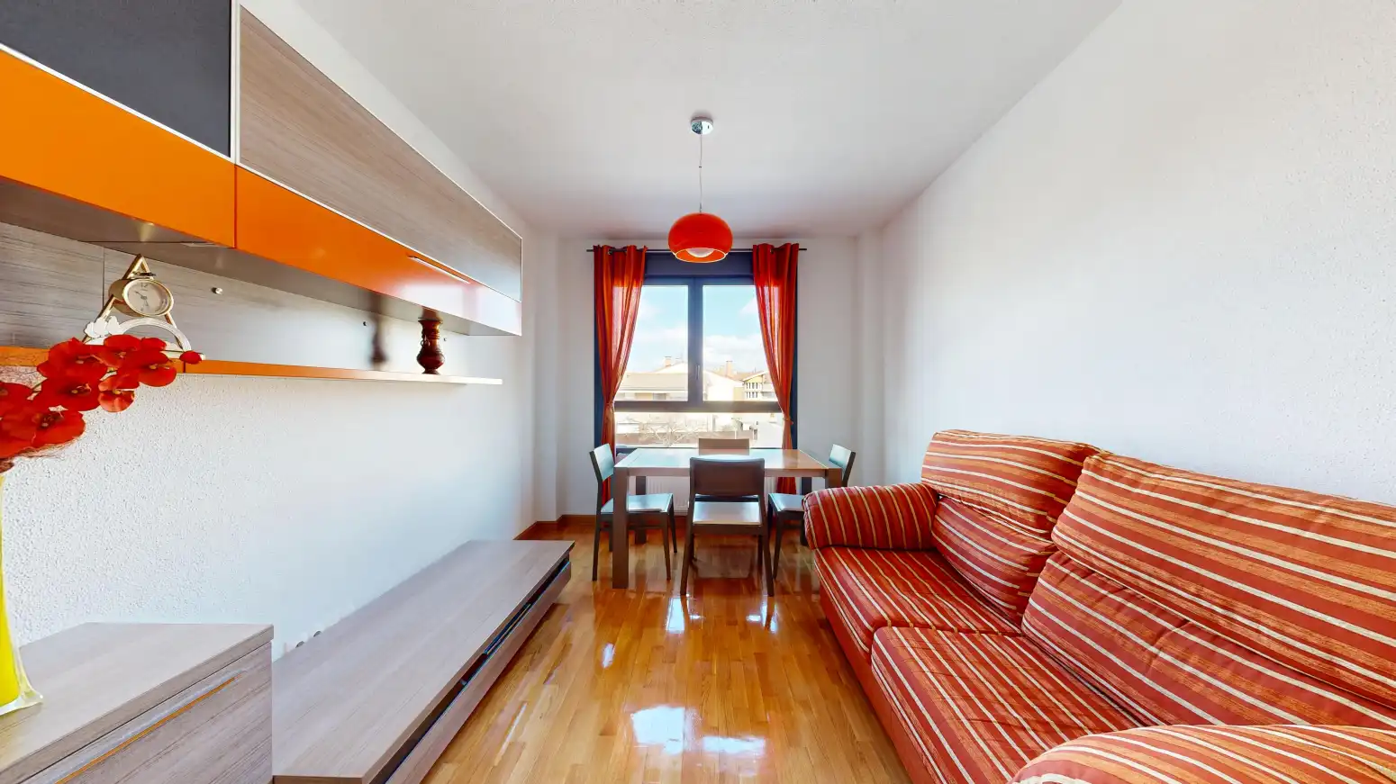 Sala de estar de Piso en venta en Caparroso con Calefacción, Parquet y Trastero