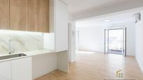 Flat for sale in Badalona  with Air Conditioner