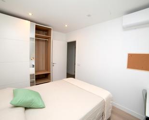 Bedroom of Flat to rent in  Madrid Capital  with Air Conditioner, Heating and Private garden