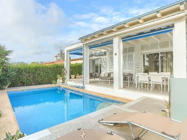 Detached house with pool for sale in Cala Magrana - Cala Anguila - Cala Mendia