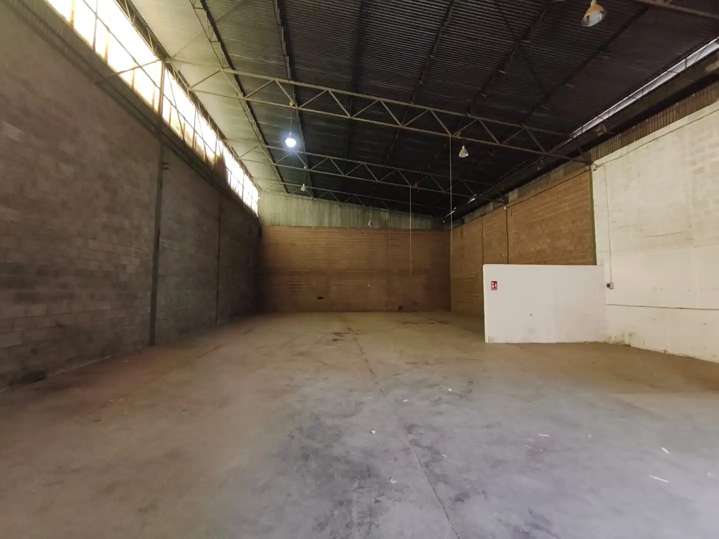 Nau industrial de lloguer en Córdoba