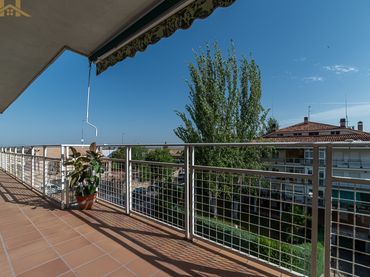 Appartement avec balcon à vendre à Calle de la Haya 12