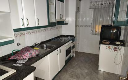 Kitchen of Flat for sale in San Andrés del Rabanedo  with Heating, Parquet flooring and Terrace