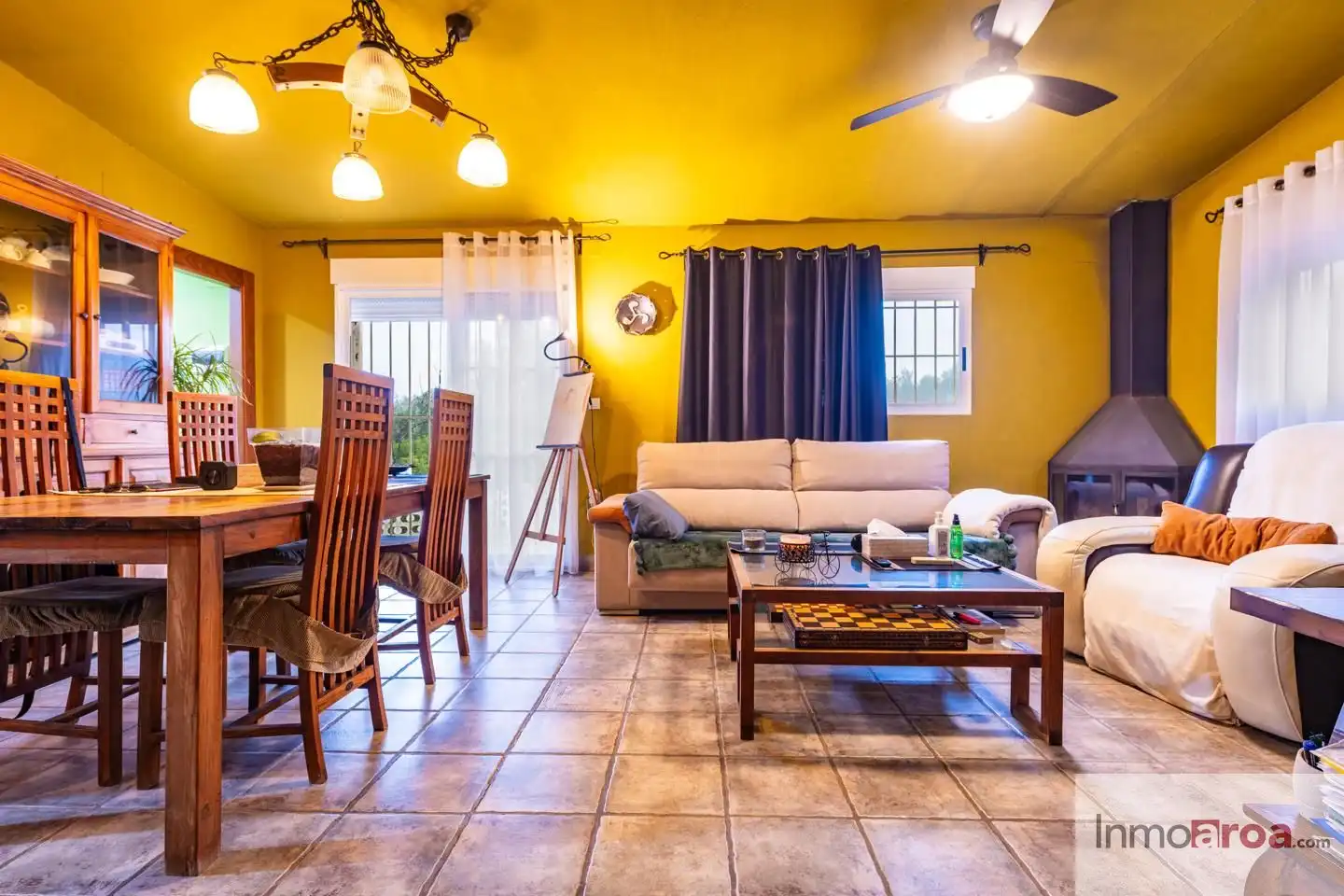Sala de estar de Finca rústica en venta en L'Alcora con Aire acondicionado, Terraza y Piscina