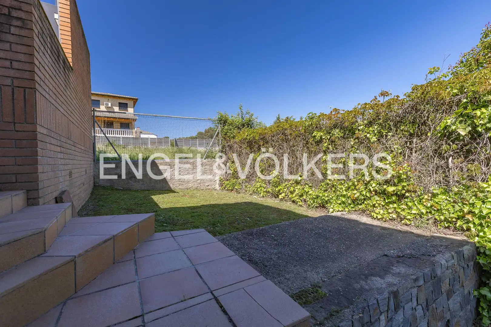Terraza de Casa o chalet en venta en Castellar del Vallès con Aire acondicionado, Calefacción y Jardín privado