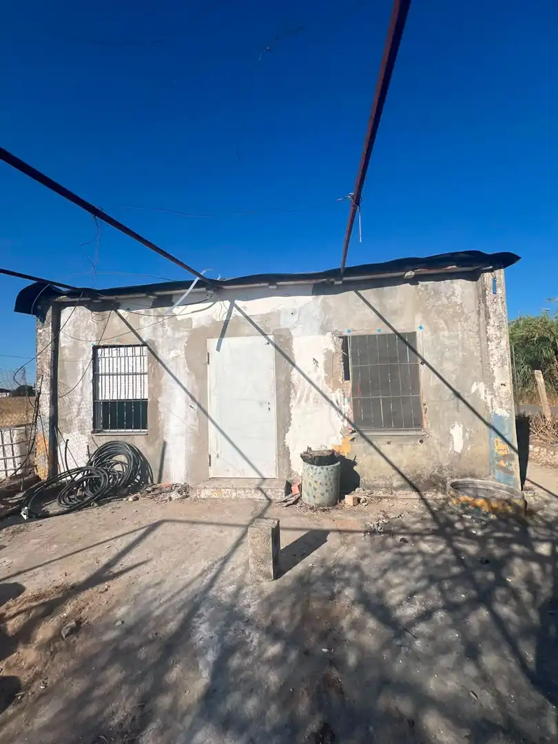 Vista exterior de Casa o chalet en venta en Los Palacios y Villafranca