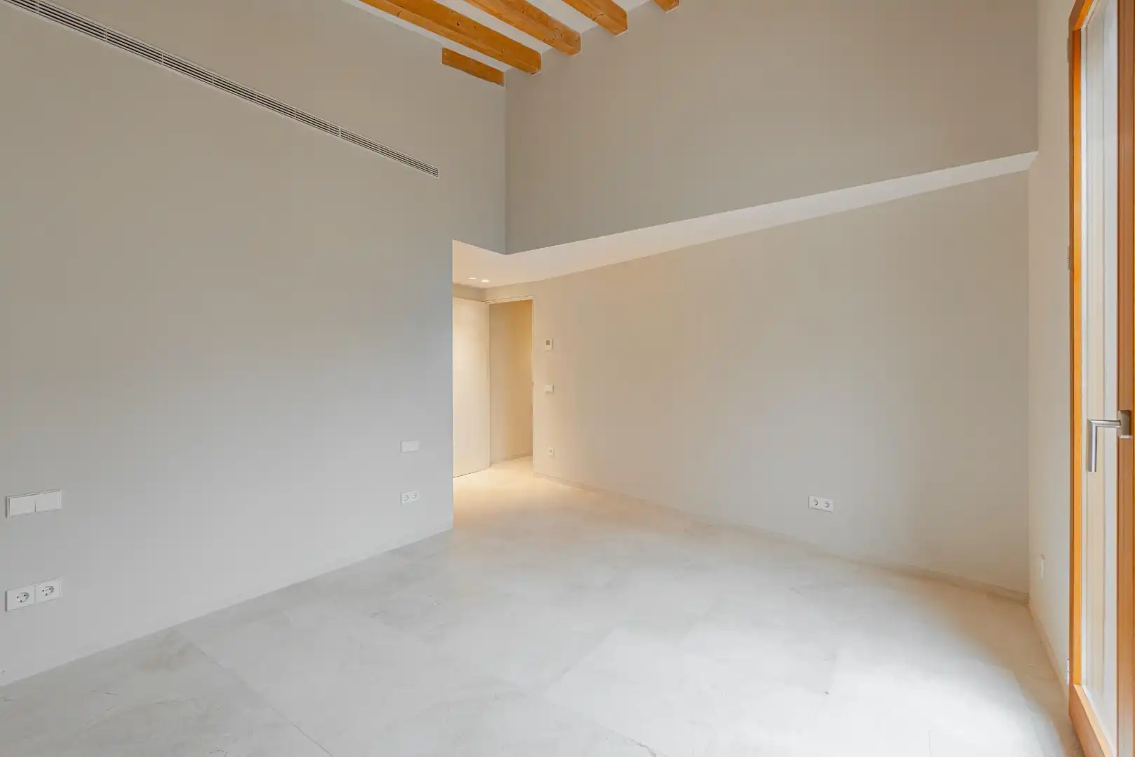 Einfamilien-Reihenhaus zum Verkauf in Mancor de la Vall mit Klimaanlage, Heizung und Terrasse