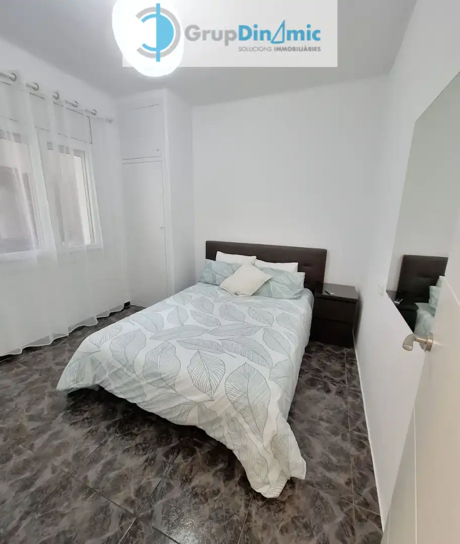 Habitación de Casa adosada en venta en Palamós con Jardín privado, Amueblado y Horno