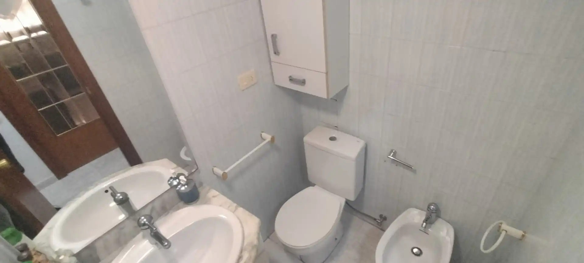Bany de Apartament en venda en Benicasim / Benicàssim amb Jardí privat, Terrassa i Traster