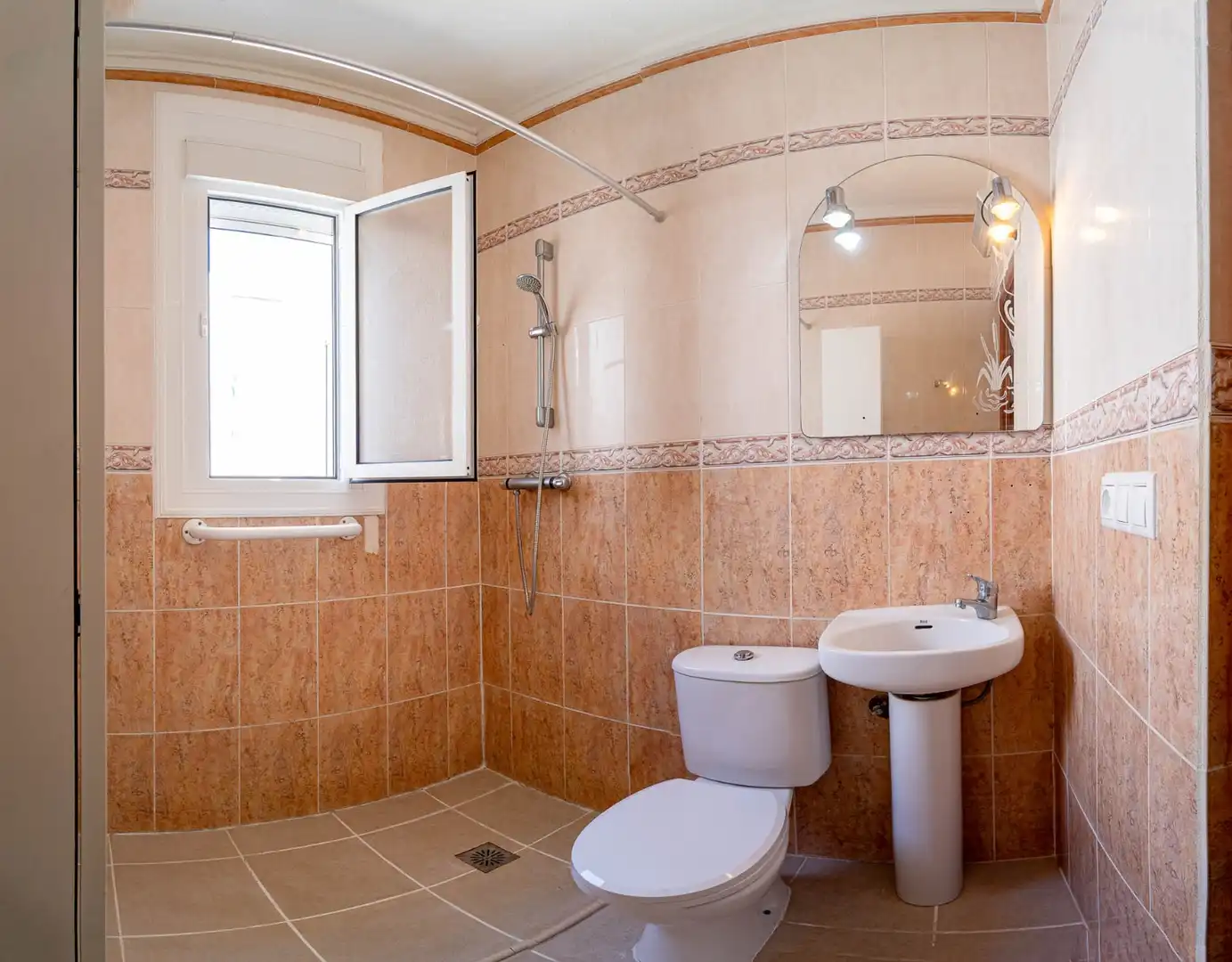Baño de Apartamento en venta en Rojales con Terraza