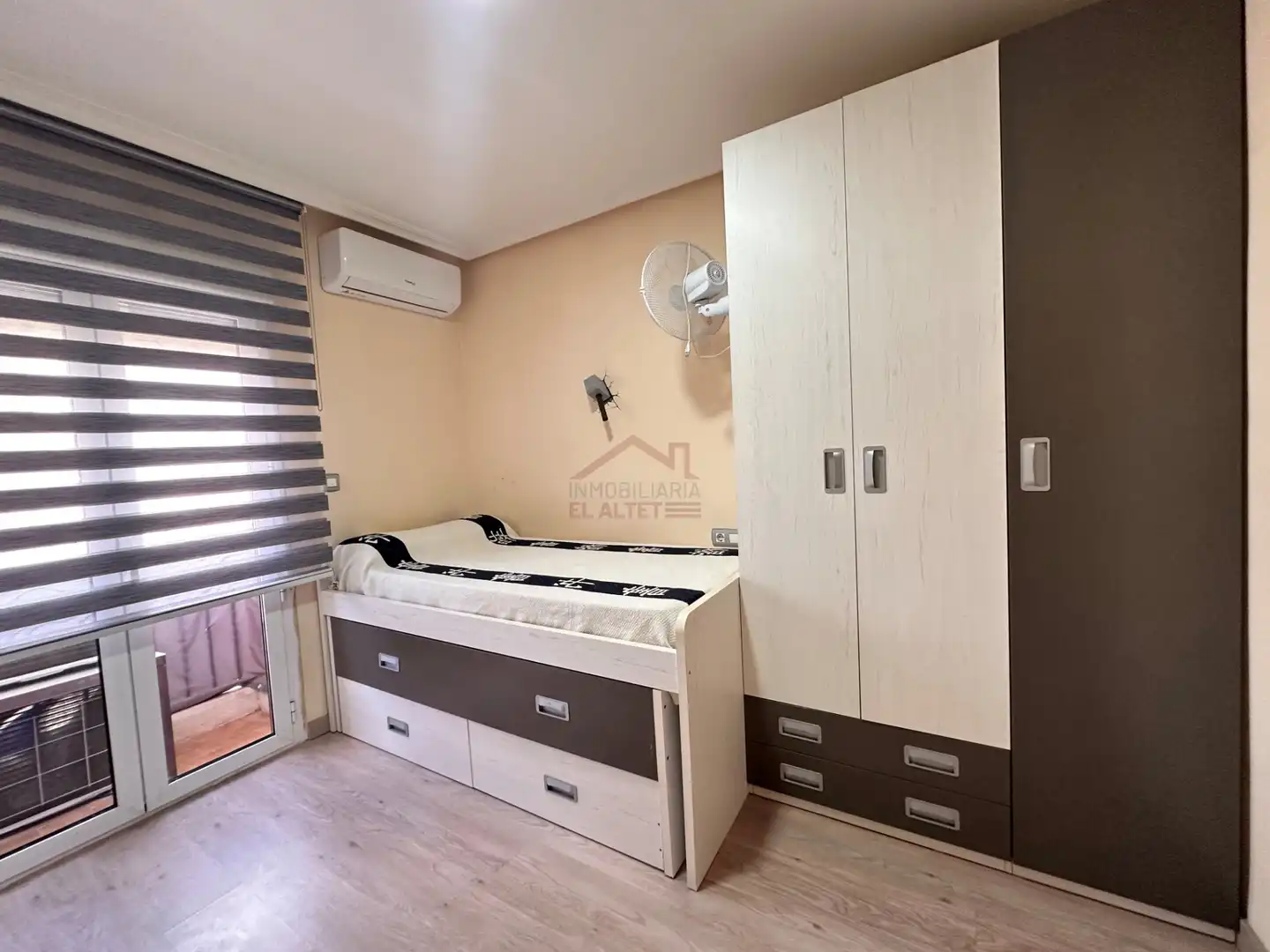 Schlafzimmer von Maisonette zum Verkauf in Elche / Elx mit Klimaanlage, Terrasse und Abstellraum