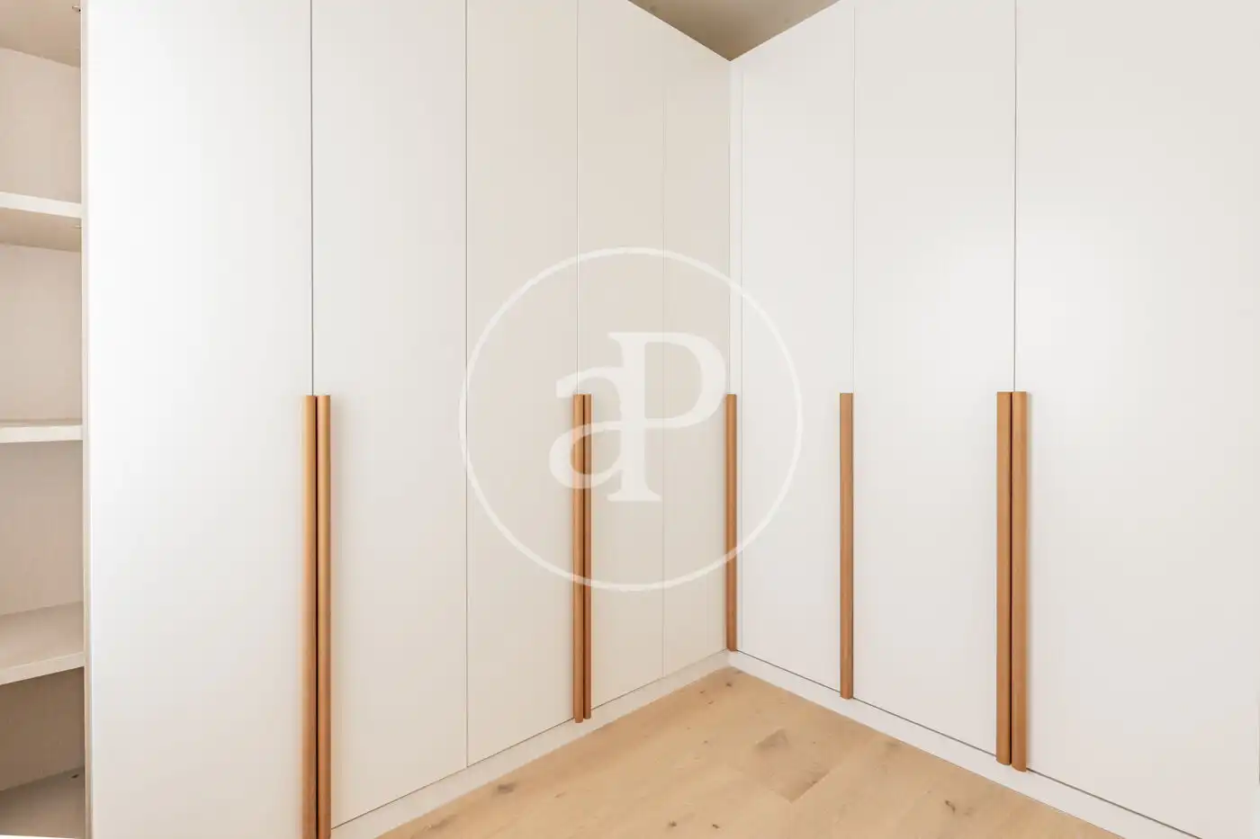 Bedroom of Flat for sale in Madrid  with Air Conditioner and Heating