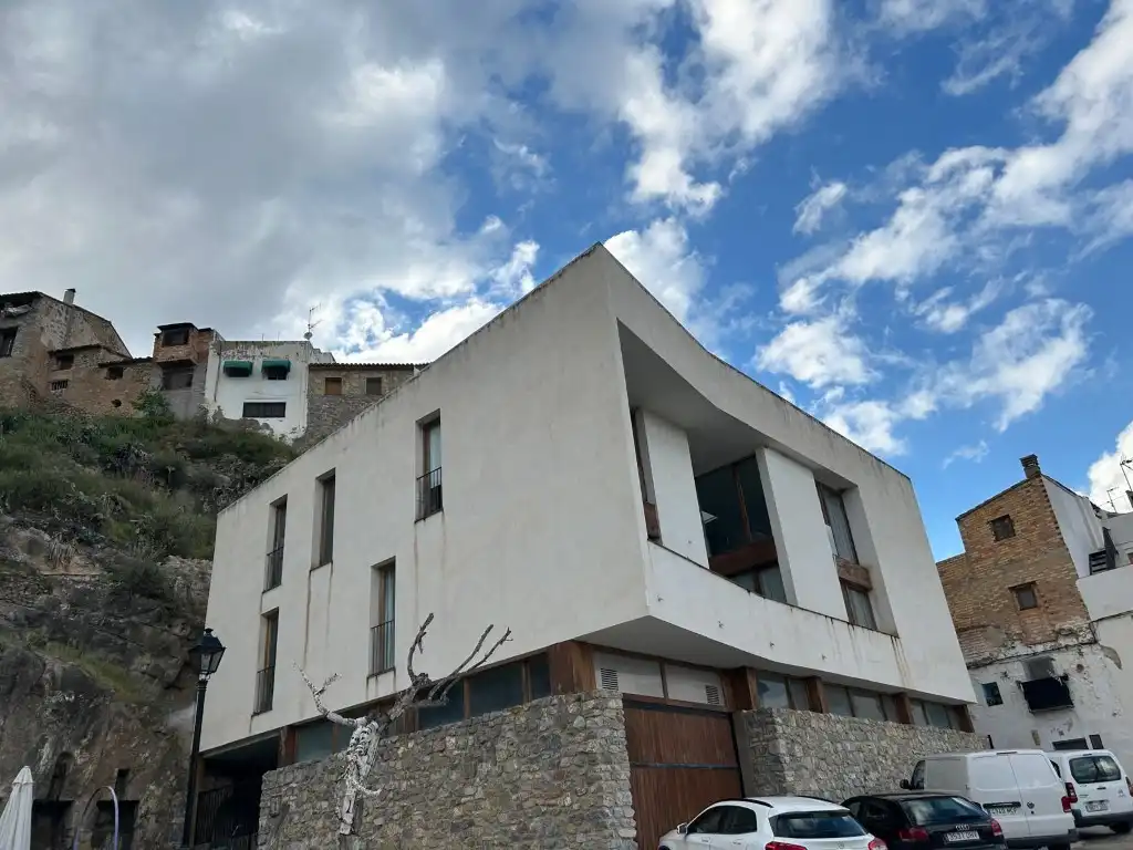 Vista exterior de Local en venta en Jérica
