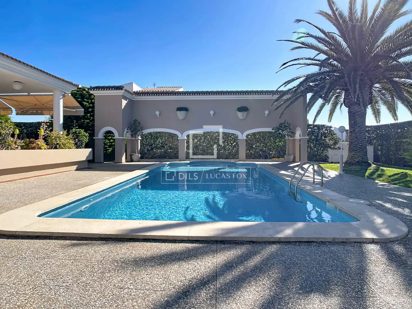 Chalet con piscina en venta en Cala en Blanes, imagen 5