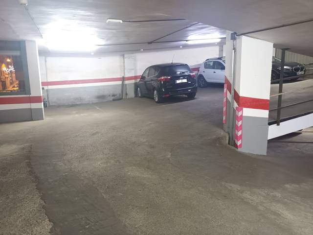 Garaje en Venta en Carrer de Simancas en Les Roquetes