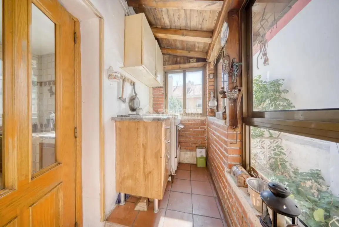 Cuina de Casa o xalet en venda en Arroyo de la Encomienda amb Terrassa i Traster