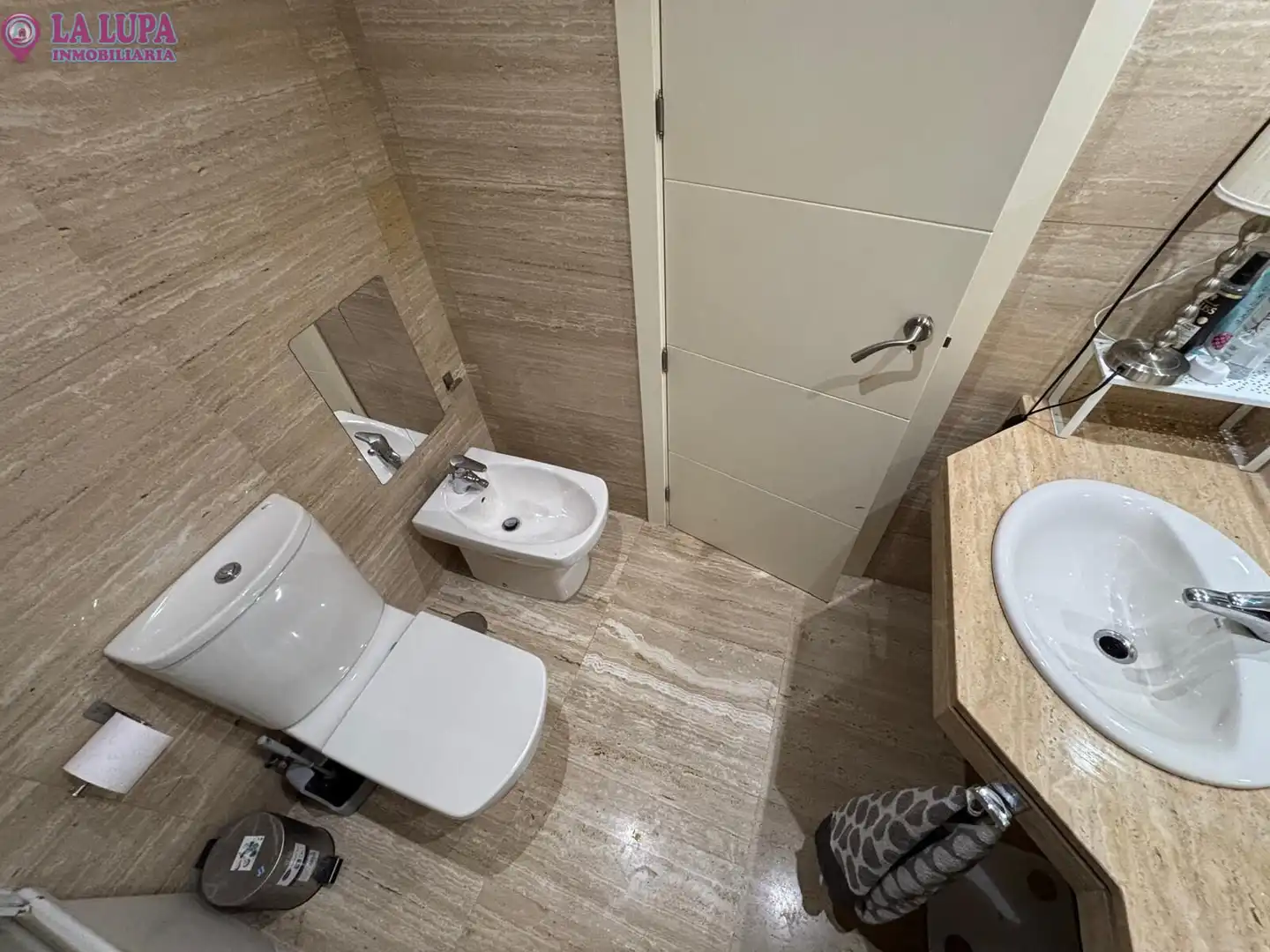 Badezimmer von Erdgeschoss zum Verkauf in Colmenar Viejo mit Heizung, Privatgarten und Abstellraum