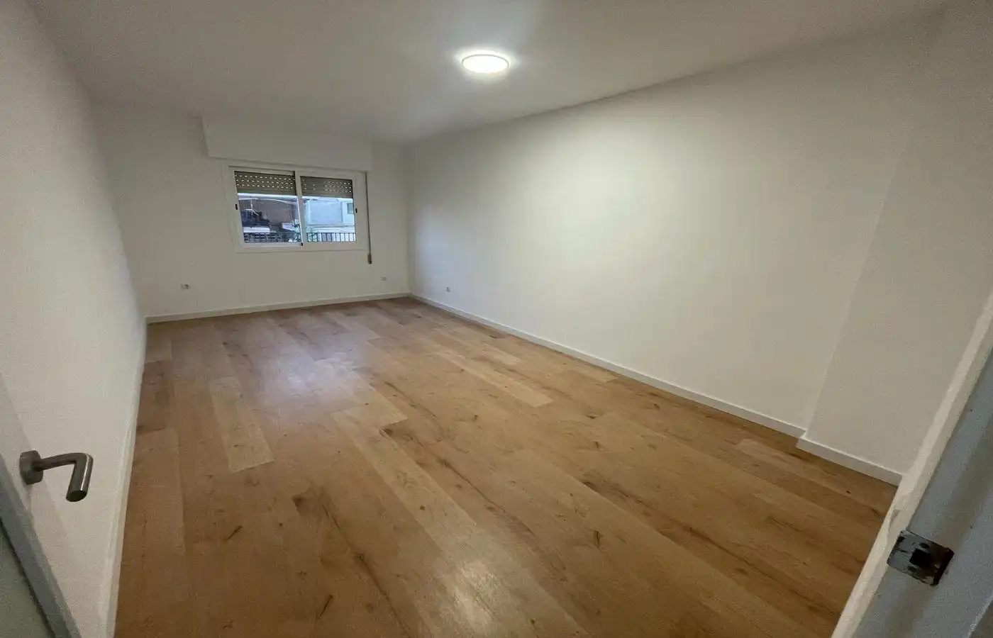 Habitación de Piso en venta en Alcanar con Parquet y Balcón