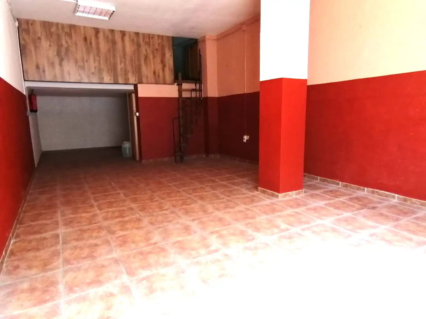 Local comercial en venda a Llevant, imagen 15