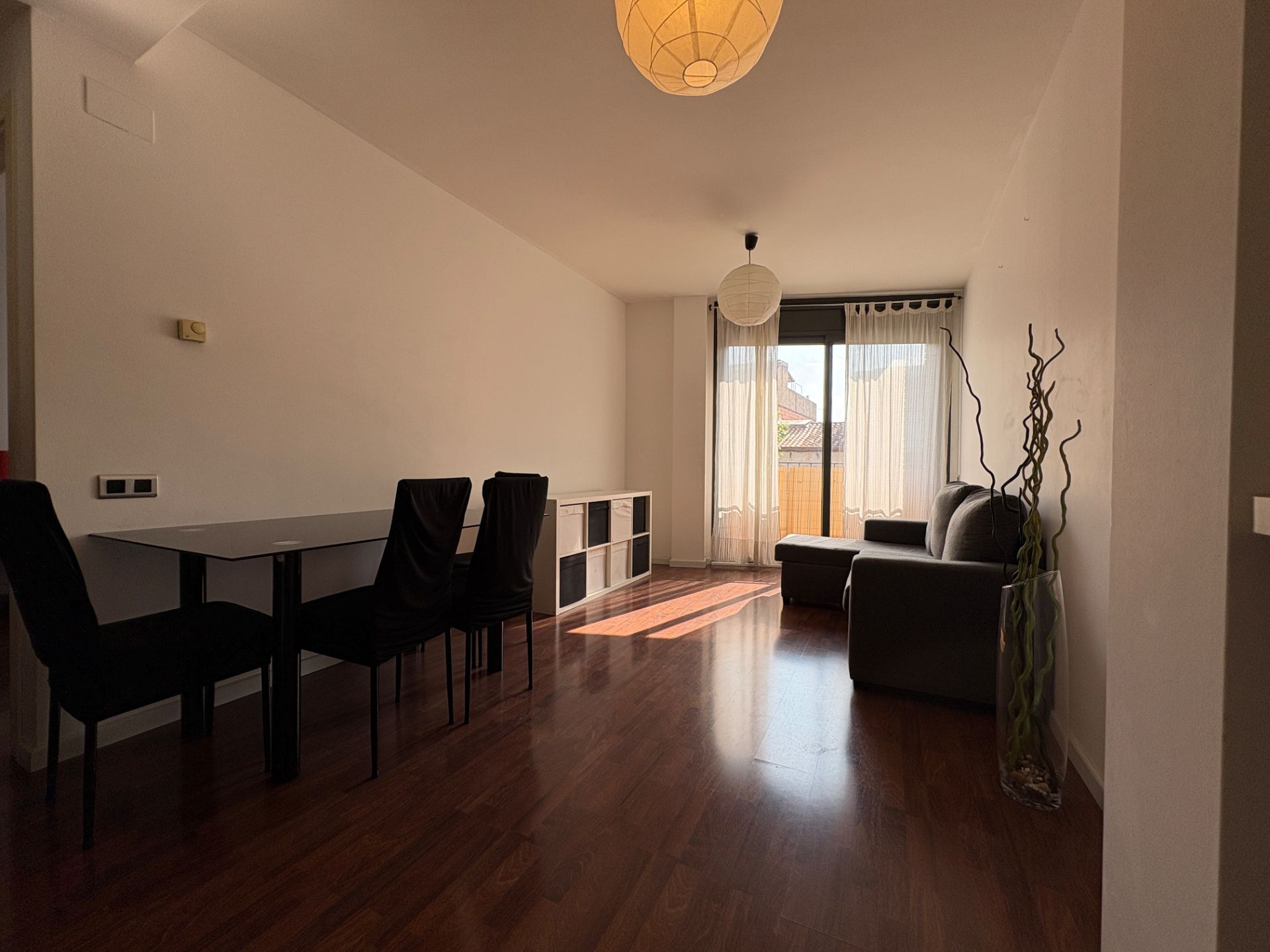 Living room of Study to rent in Terrassa  with Heating, Parquet flooring and Furnished