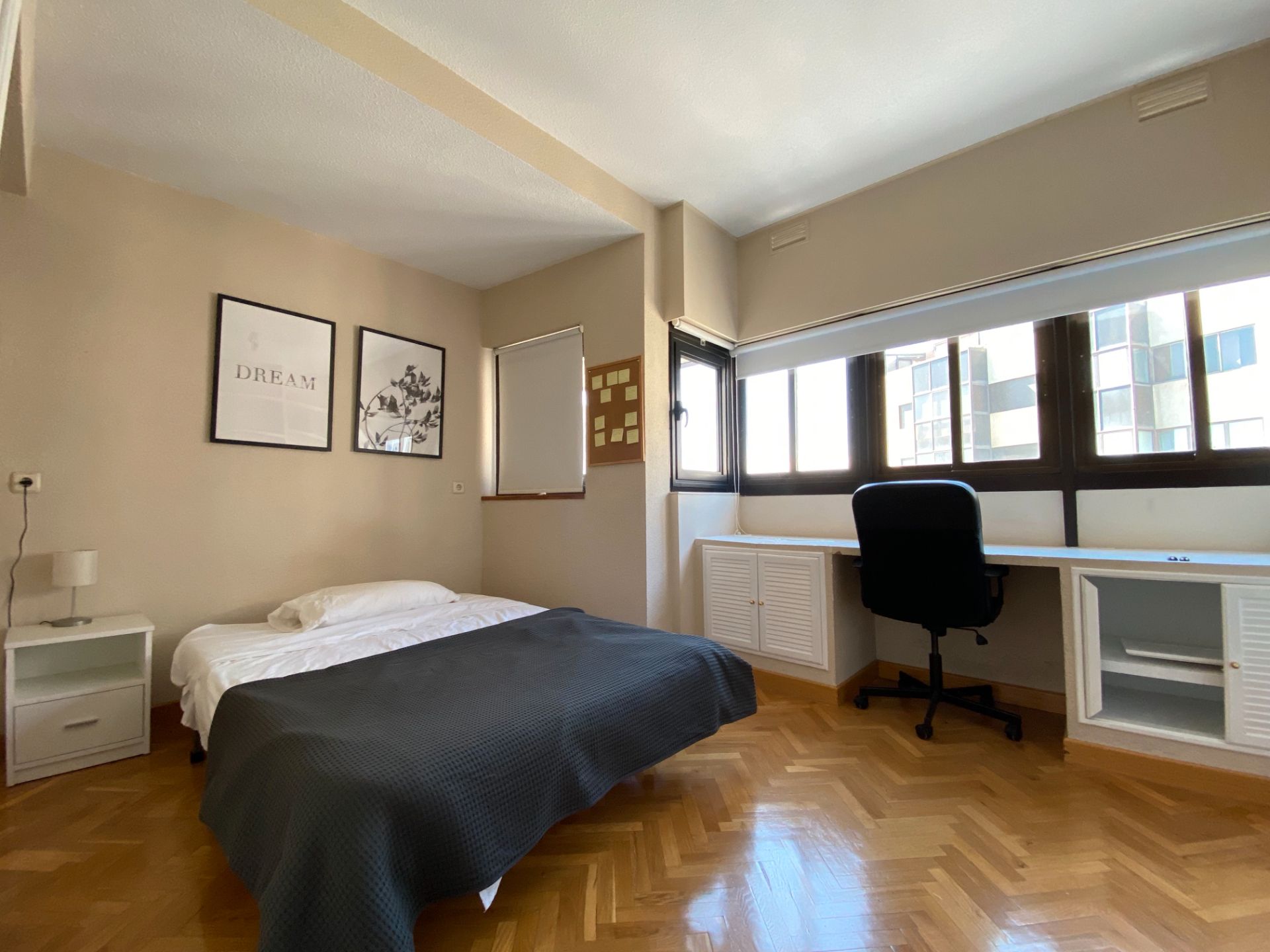 Bedroom of Flat to share in  Madrid Capital  with Air Conditioner, Heating and Furnished