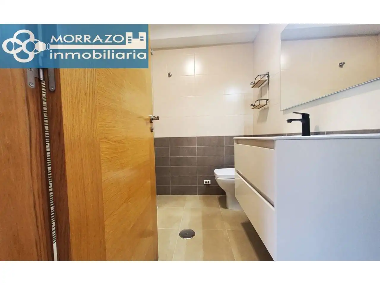 Badezimmer von Wohnung zur Miete in Bueu mit Möbliert