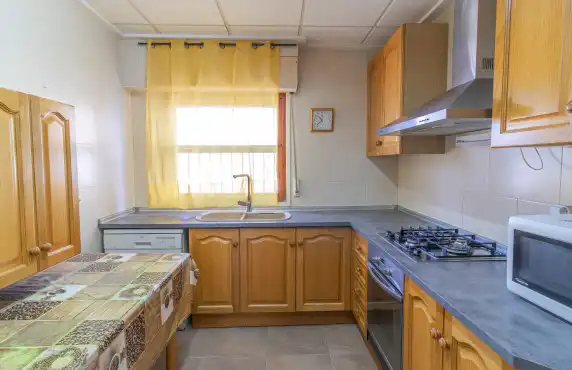 Cuina de Casa o xalet en venda en Elche / Elx amb Jardí privat, Terrassa i Piscina
