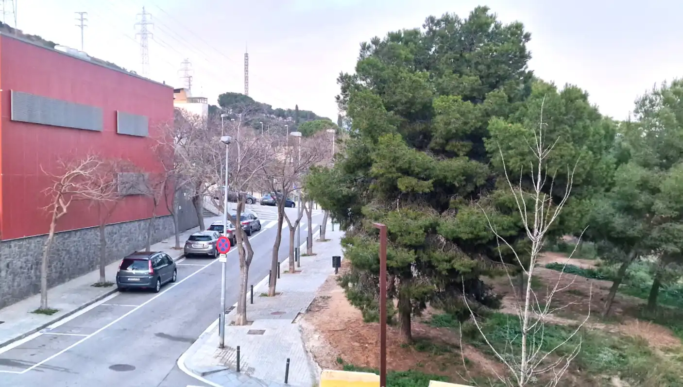 Vista exterior de Piso en venta en  Barcelona Capital con Balcón