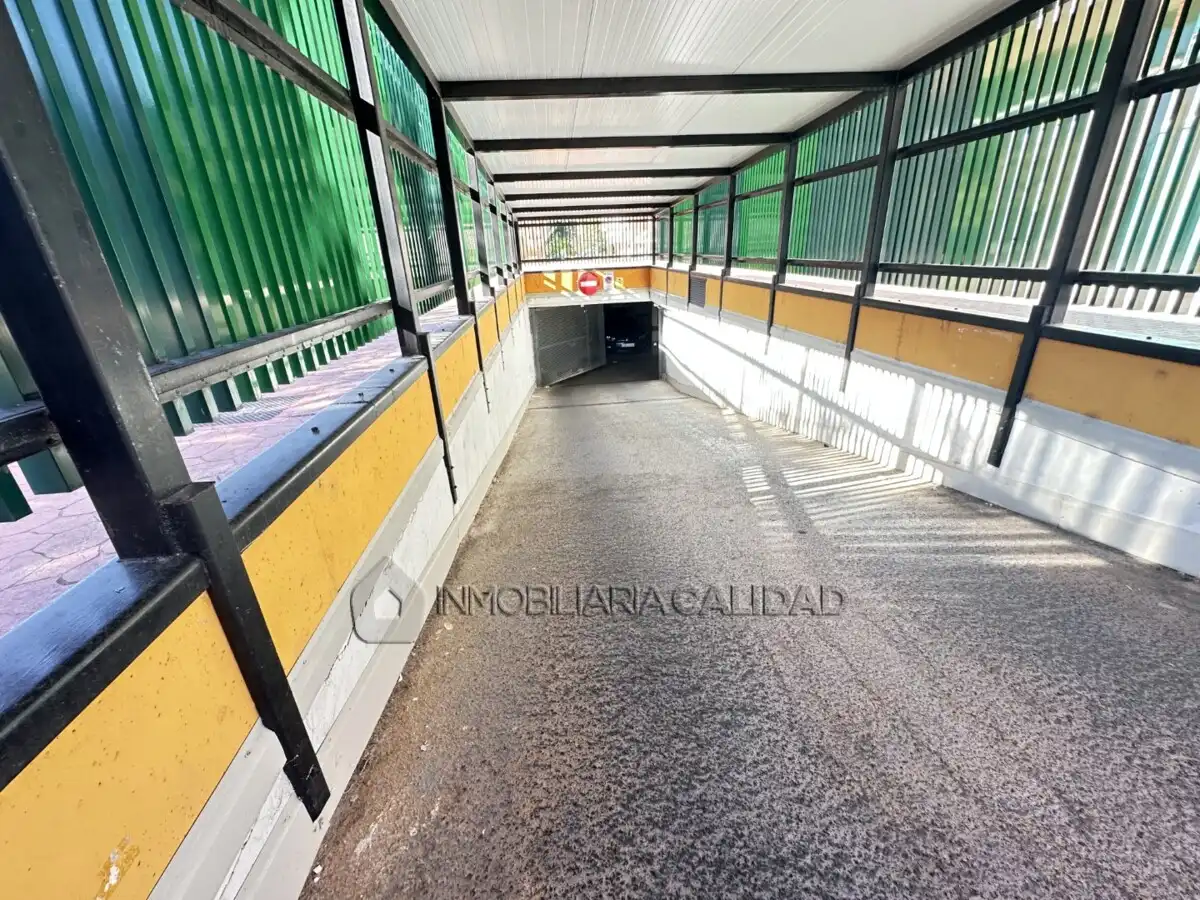 Aparcament de Garatge en venda en Burgos