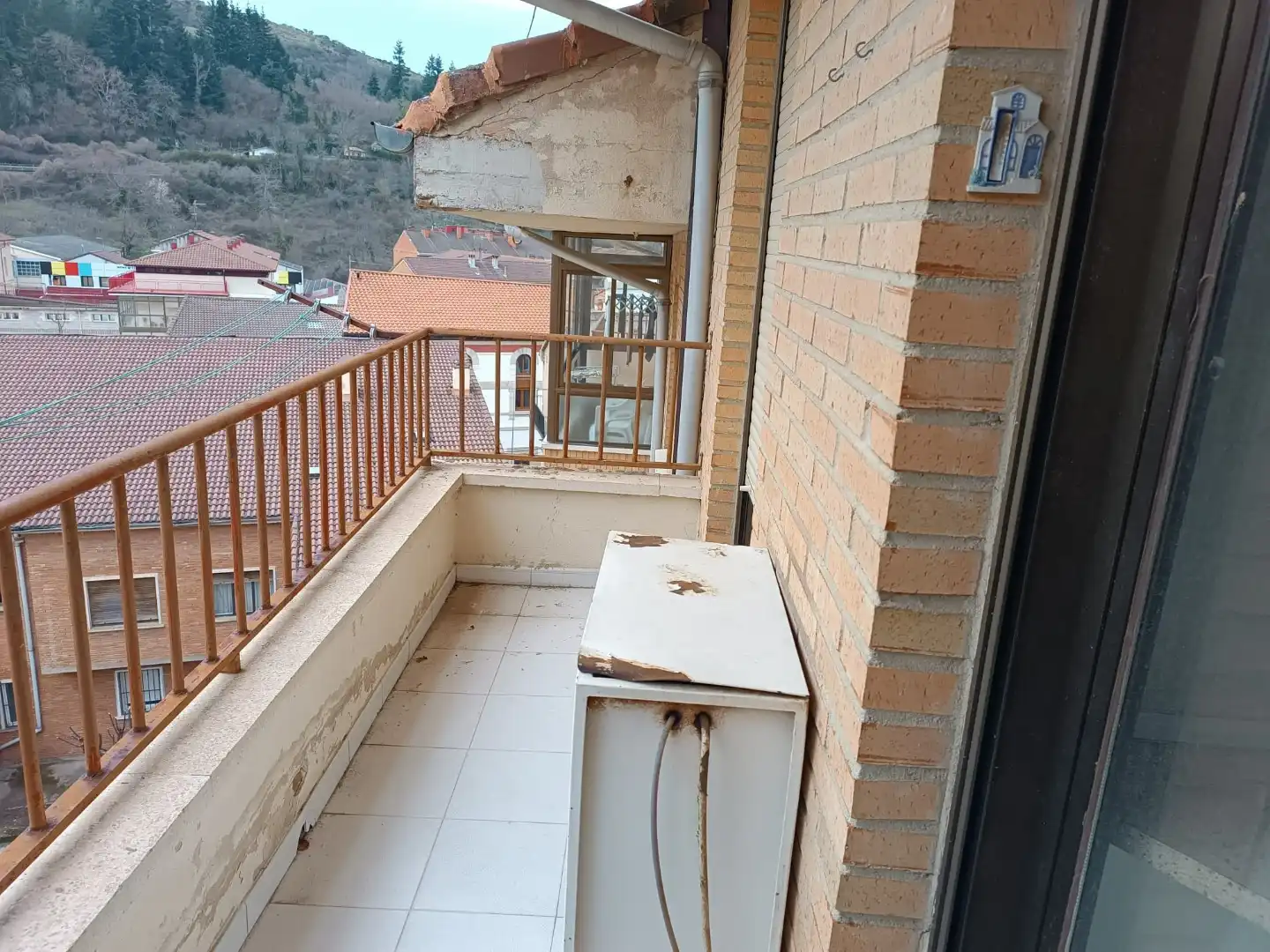 Terraza de Piso en venta en Pradoluengo con Parquet y Terraza