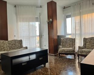 Sala d'estar de Apartament de lloguer en  Murcia Capital amb Calefacció, Moblat i Forn