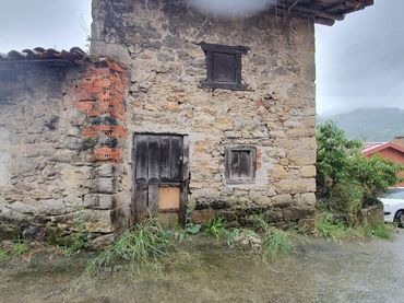 Casa en venda a Candamo