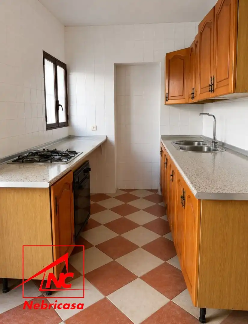Cuina de Casa o xalet en venda en Las Cabezas de San Juan amb Aire condicionat