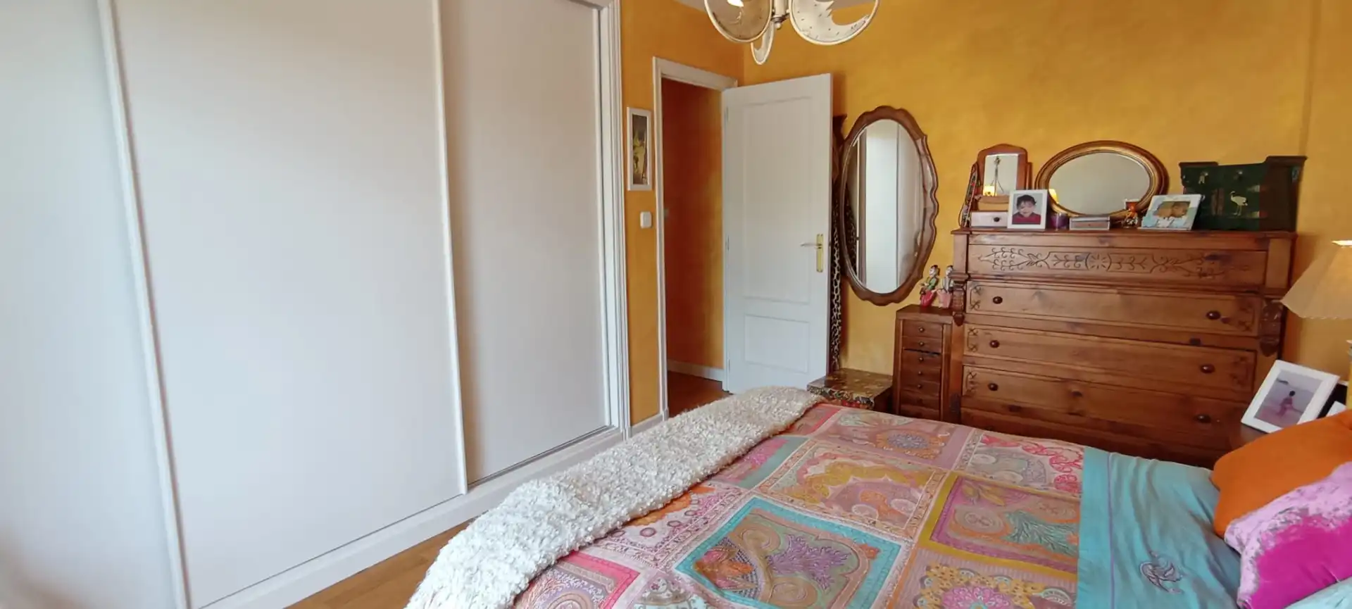Dormitori de Casa adosada en venda en Simancas amb Calefacció, Jardí privat i Parquet