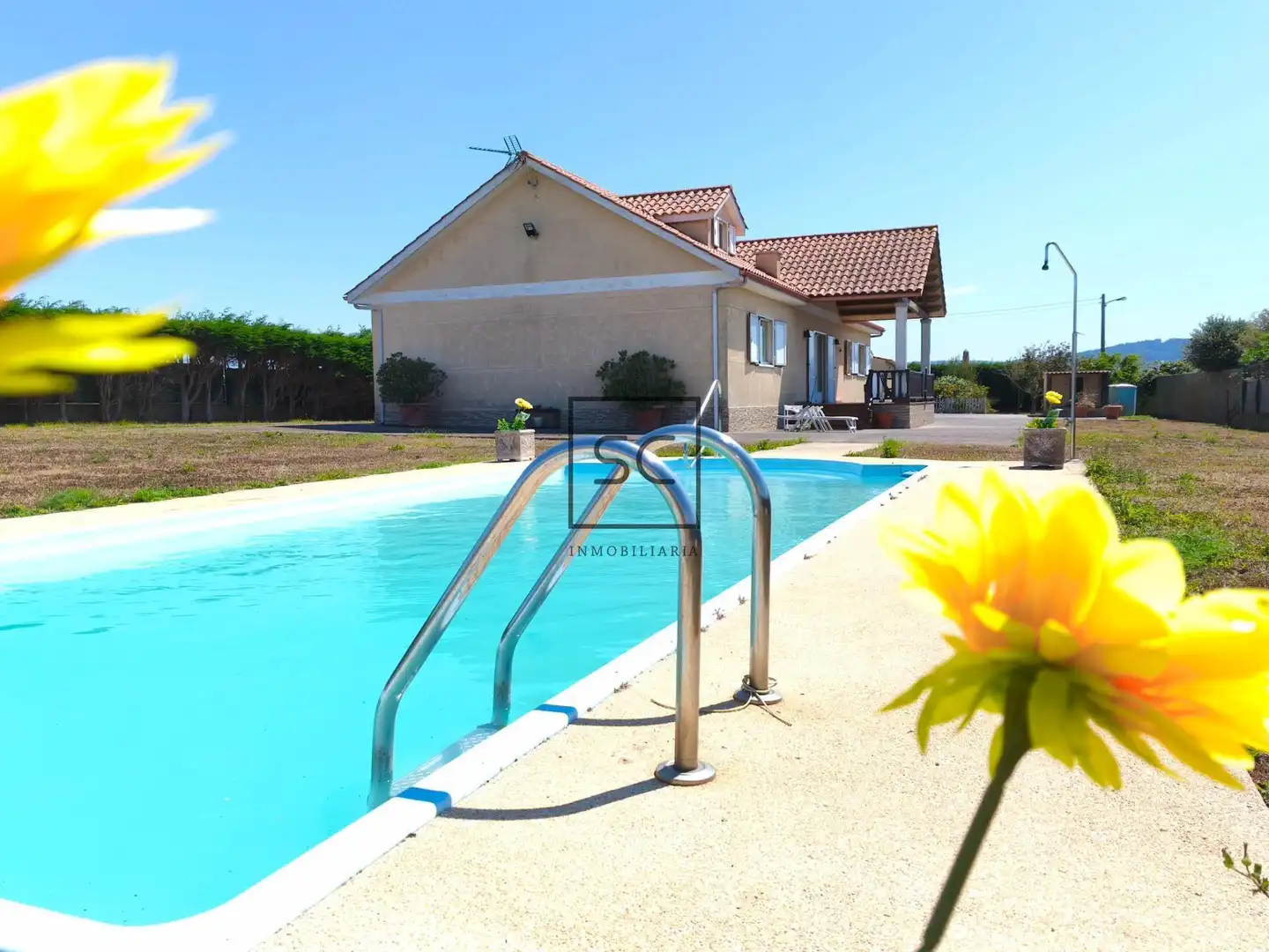 Piscina de Casa o xalet en venda en Ares amb Calefacció, Jardí privat i Terrassa