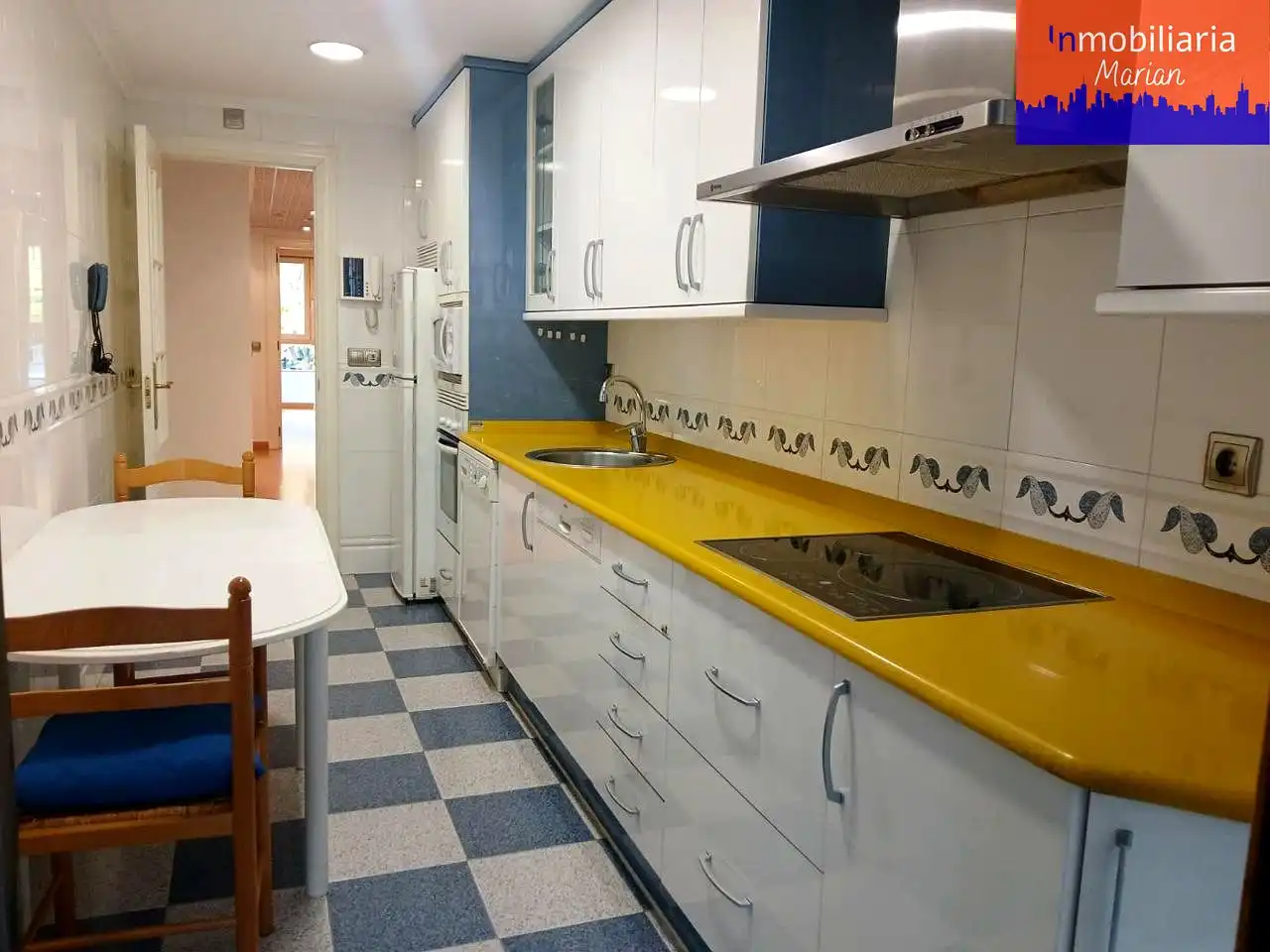 Kitchen of Flat for sale in Aranda de Duero  with Terrace and Storage room