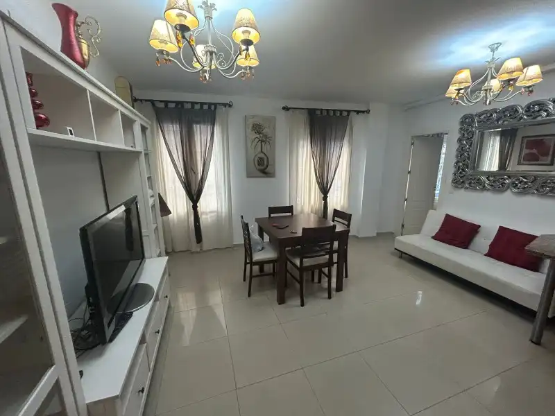 Sala d'estar de Planta baixa de lloguer en Fuengirola amb Aire condicionat